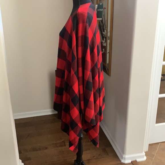 Lauren Buffalo Check Poncho Sweater - Picture 3 of 10
